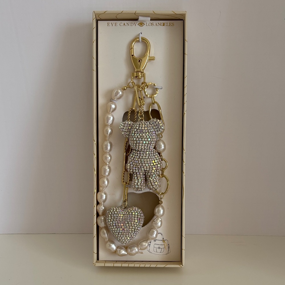 ☀️Eye Candy Silver Bling Bear and Heart  Bag Charm